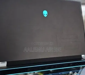 New Laptop Alienware M17x R2 16GB Intel Core I7 SSD 1T