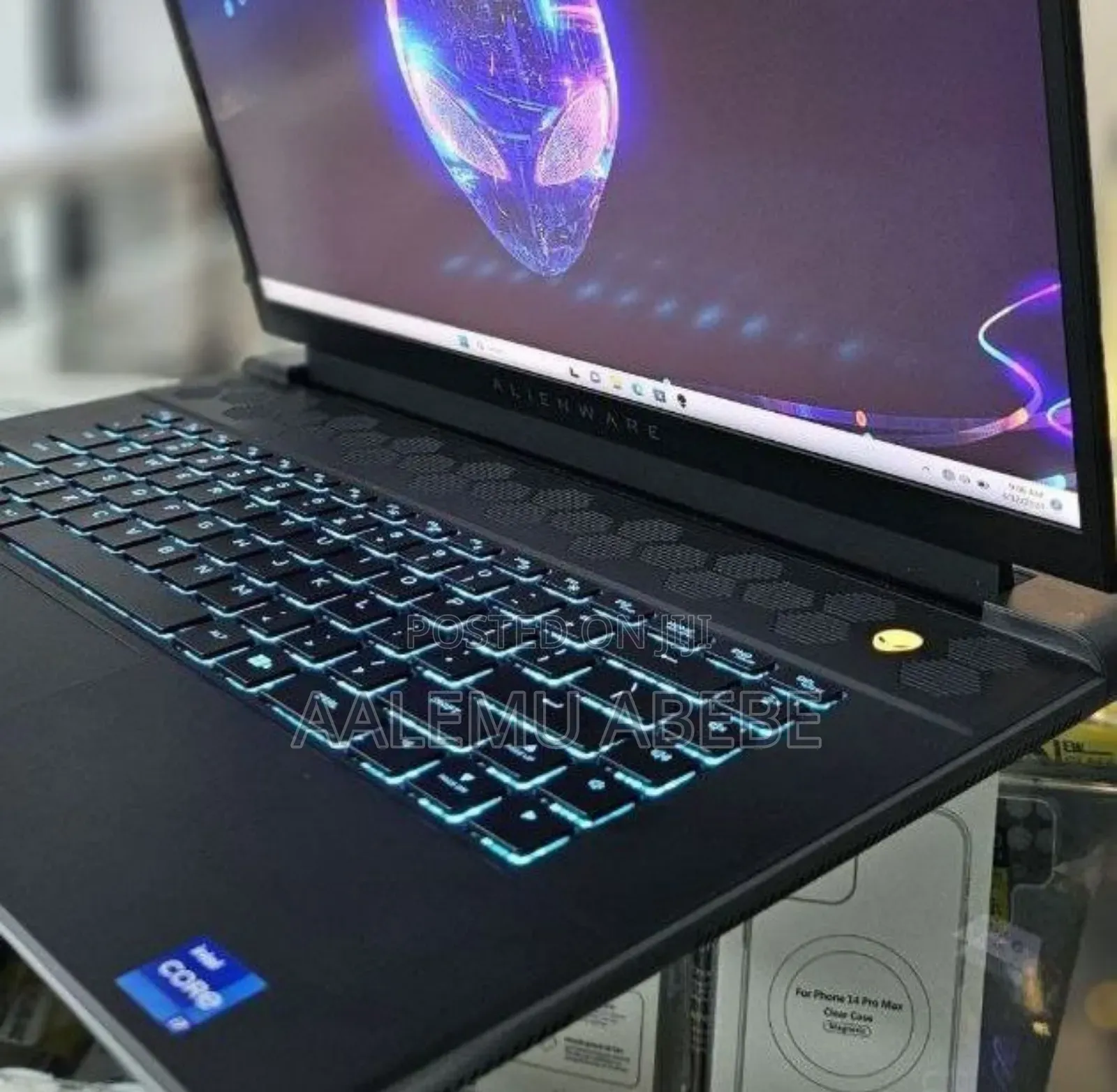 New Laptop Alienware M17x R2 16GB Intel Core I7 SSD 1T