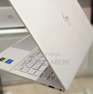 New Laptop HP Envy 14 16GB Intel Core I7 SSD 512GB