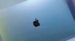 New Laptop Apple MacBook Pro 2017 16GB Intel Core I7 SSD 512GB