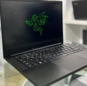 New Laptop Razer Blade 16GB AMD Ryzen 9 SSD 1T