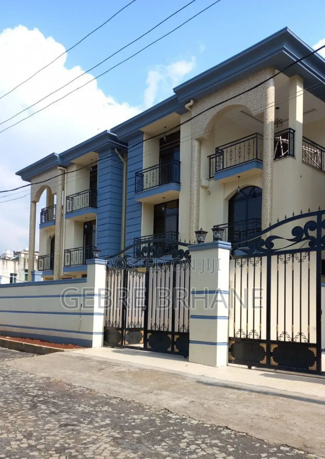 3bdrm House in G+2, Yeka for rent