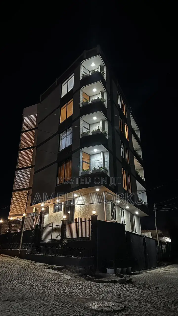 መካኒሳ ፤ B+G+4+Terrace ሚሸጥ ህንፃ .221 ካ.ሜ