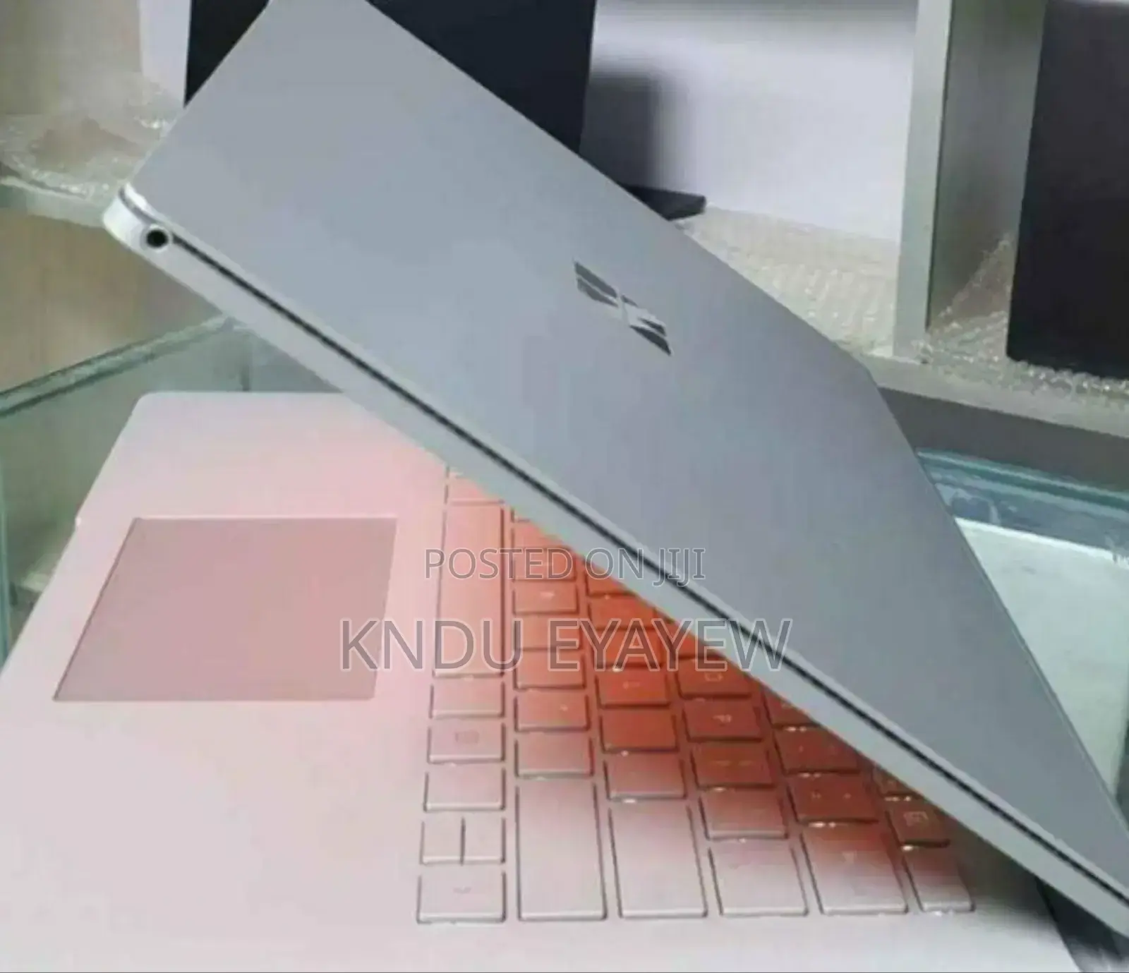 New Laptop Microsoft Surface Book 3 16GB Intel Core I7 SSD 256GB