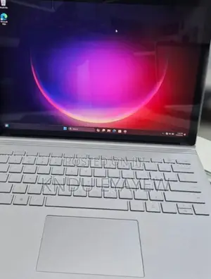 New Laptop Microsoft Surface Book 3 16GB Intel Core I7 SSD 256GB