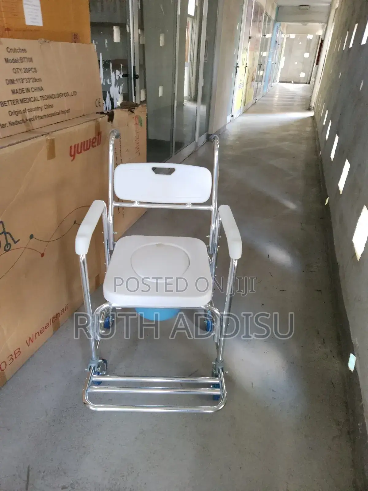 Commode Wheel Chair Commode Toilet Chairδ*Commod3 Chair