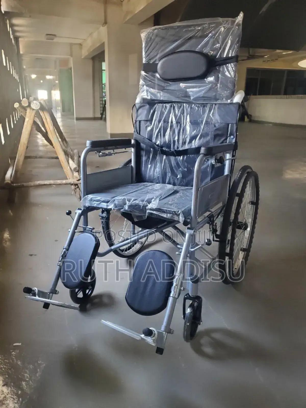 Wheelchair Regular Wheelchair for Disabled and Elderly