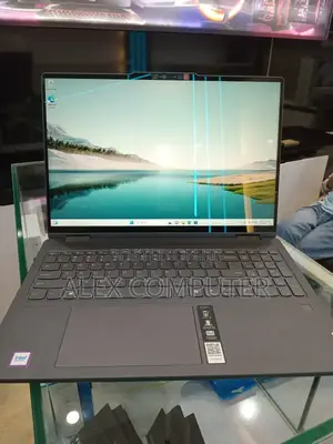 New Laptop Lenovo Yoga 7i 16GB Intel Core Ultra 7 SSD 1T