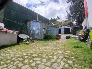 3bdrm House in Yeka for sale