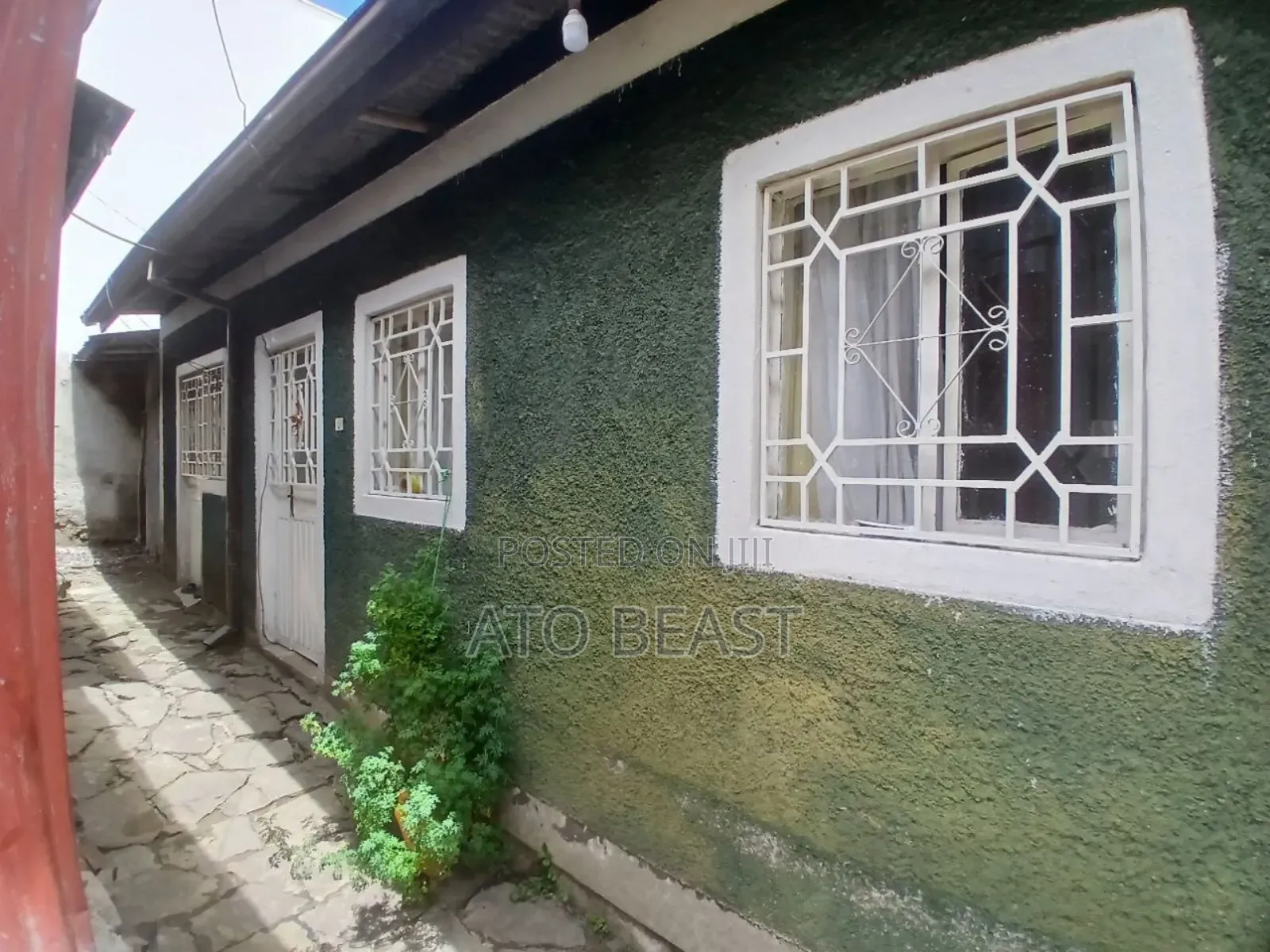 3bdrm House in Yeka for sale