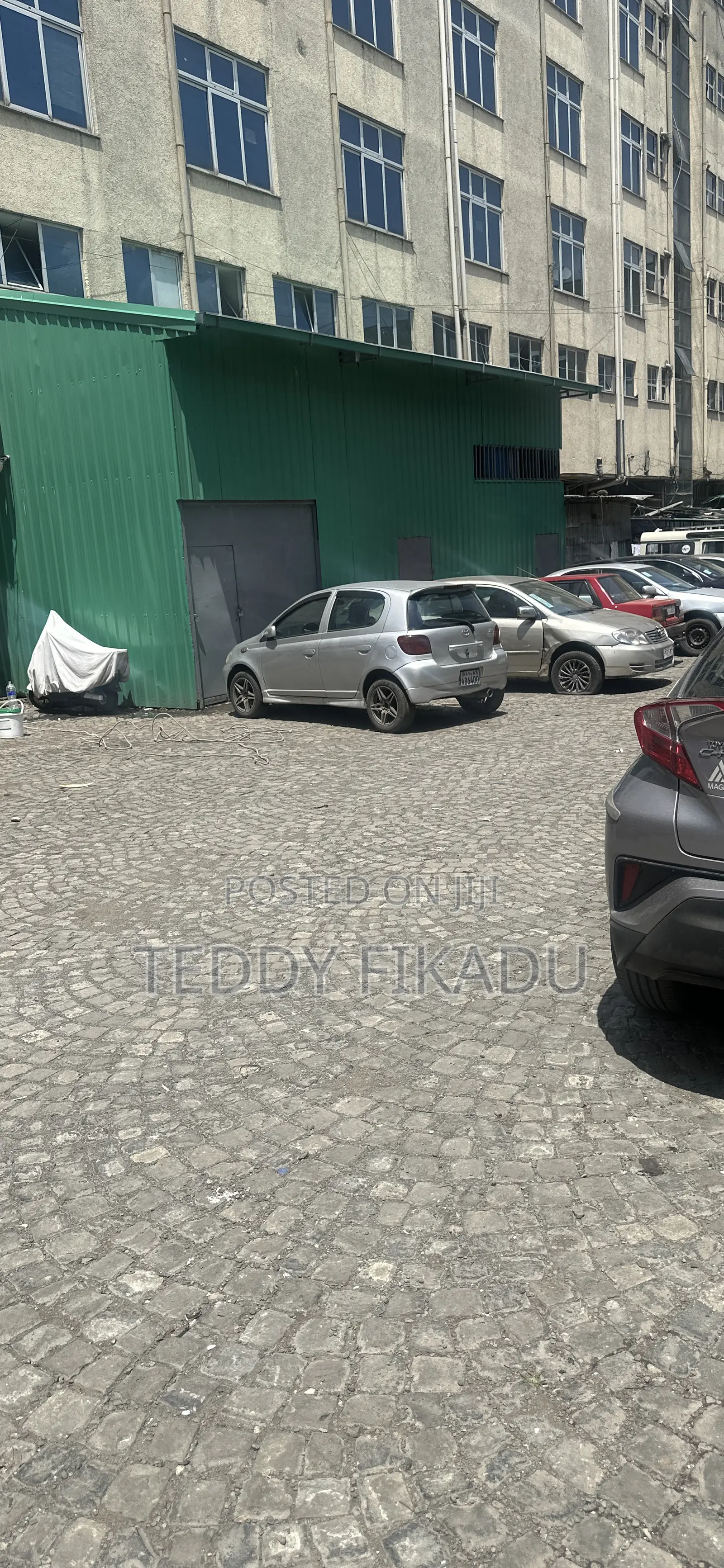 Toyota C-HR LE FWD 2019 Gray