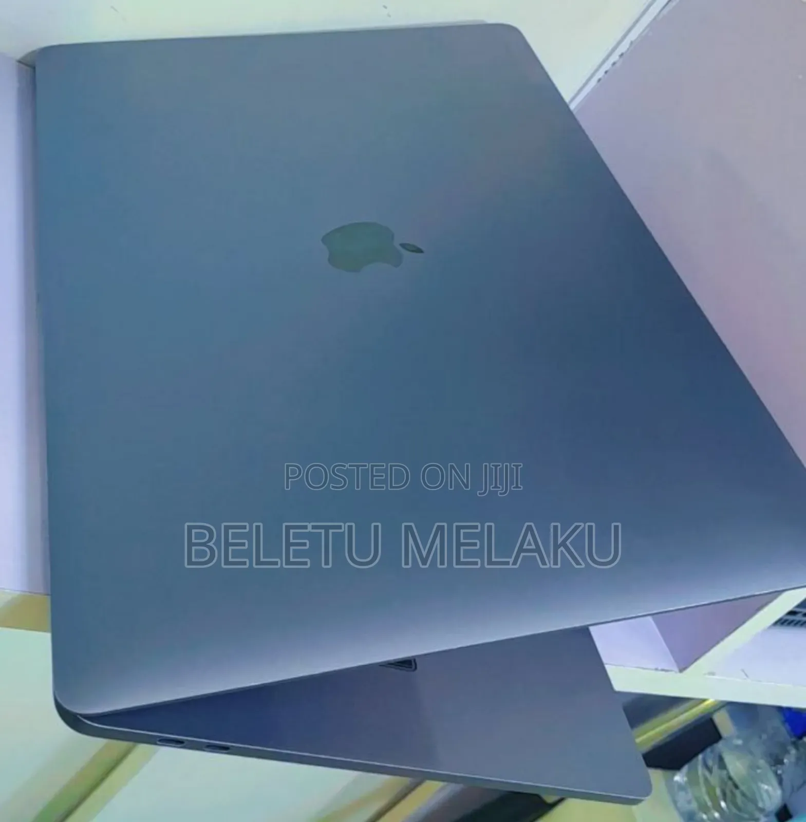 New Laptop Apple MacBook Pro 2017 16GB Intel Core I7 SSD 512GB