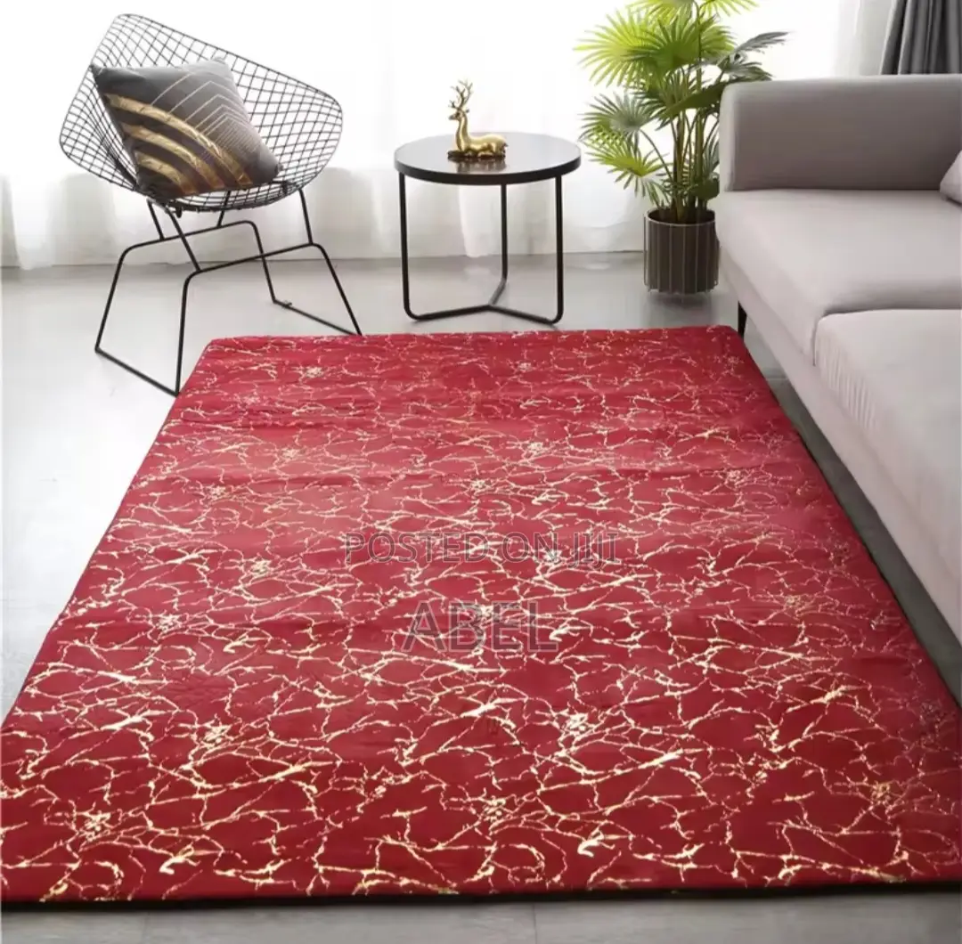 ፈር ምንጣፍ በተለያየ ከለር