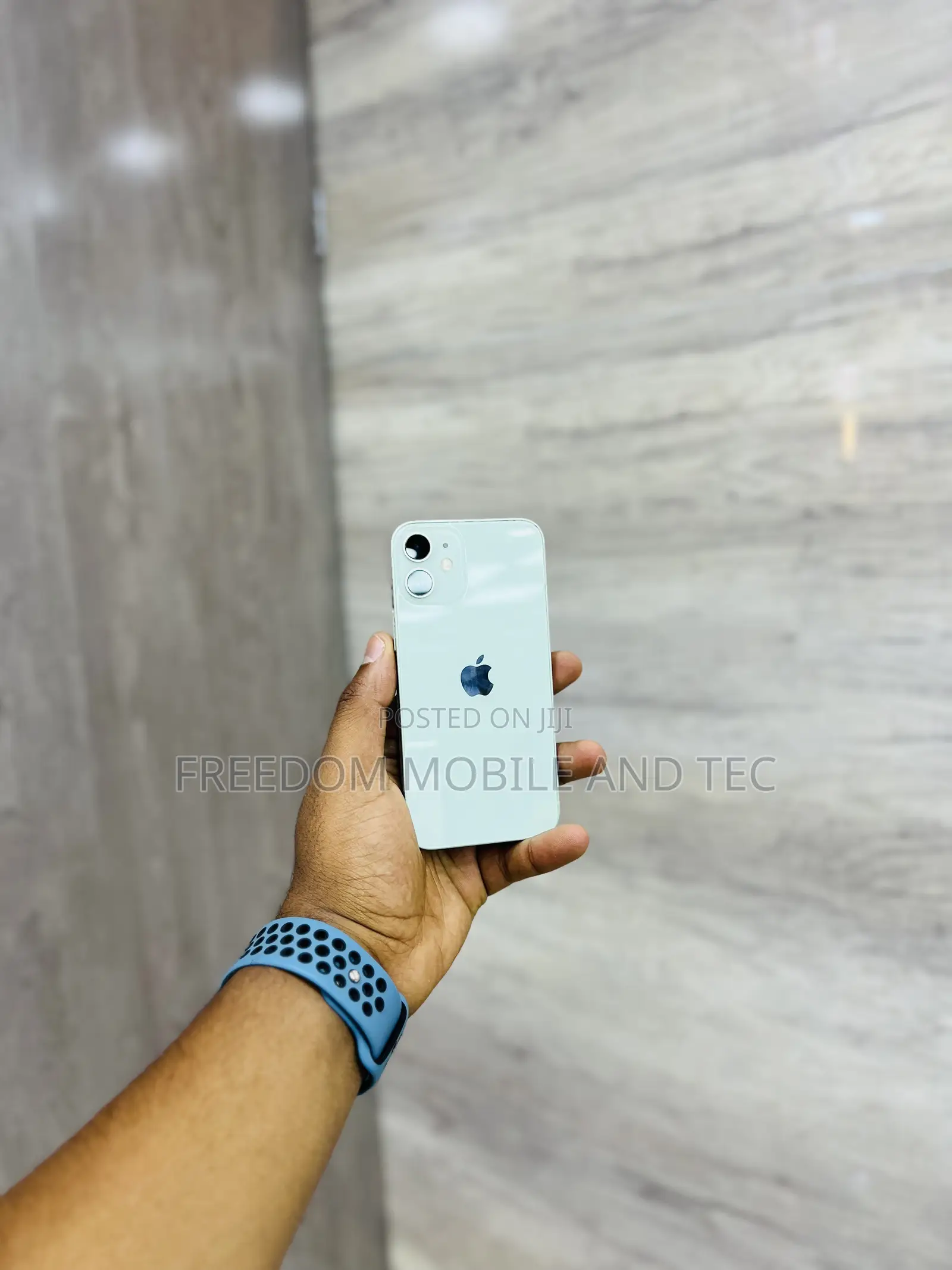 Apple iPhone 12 mini 64 GB