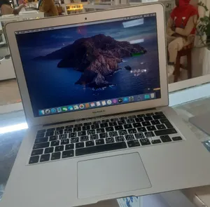 New Laptop Apple MacBook Air 2017 8GB Intel Core I7 SSD 128GB