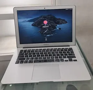 New Laptop Apple MacBook Air 2017 8GB Intel Core I7 SSD 128GB