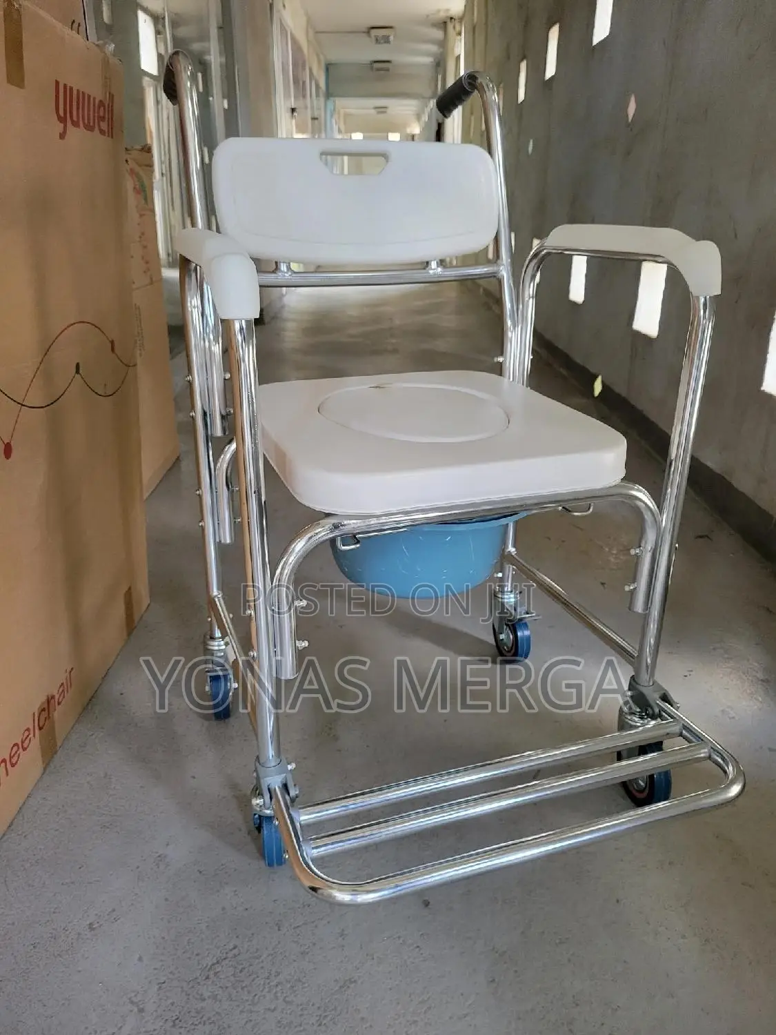 Toilet Chair With Built-in Toilet፱页well-Being and Freshness