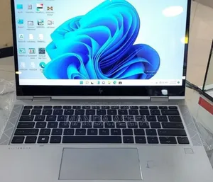 New Laptop HP EliteBook 830 G8 16GB Intel Core I5 SSD 512GB