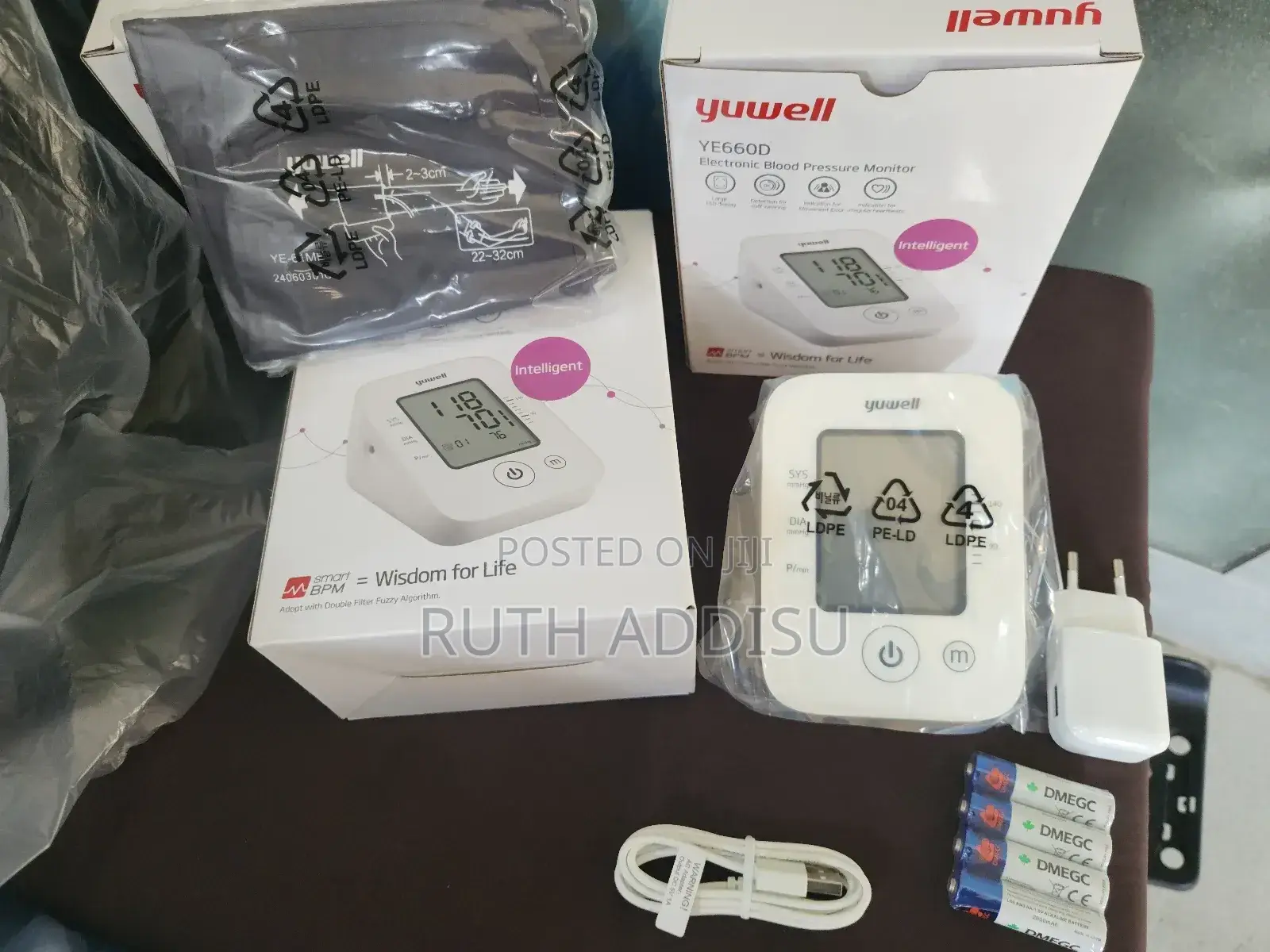 Digital Blood Pressuer Monitor啊digital Blood Pressuer Minitr