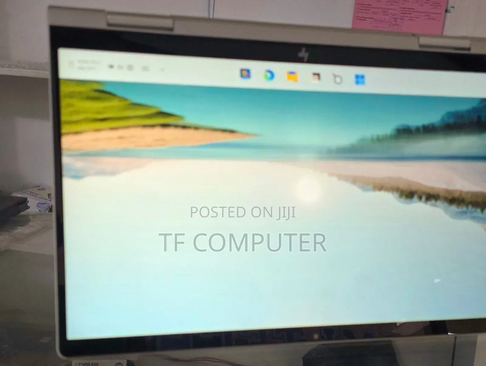 New Laptop HP Envy X360 8GB SSD 512GB