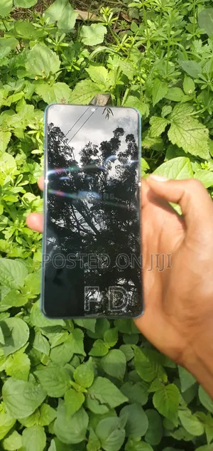 Photo - Samsung Galaxy A12 64 GB Blue