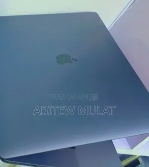 New Laptop Apple MacBook Pro 2017 16GB Intel Core I7 SSD 512GB