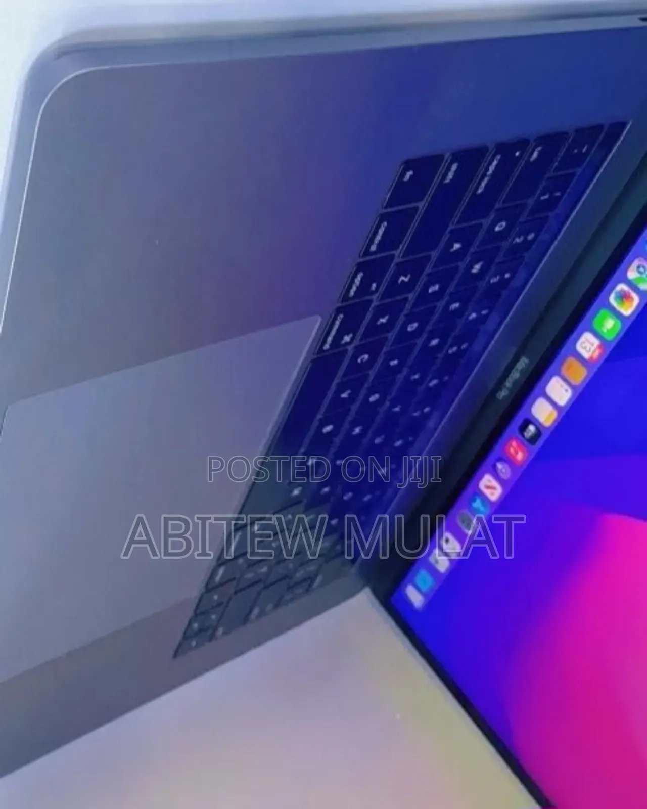 New Laptop Apple MacBook Pro 2017 16GB Intel Core I7 SSD 512GB