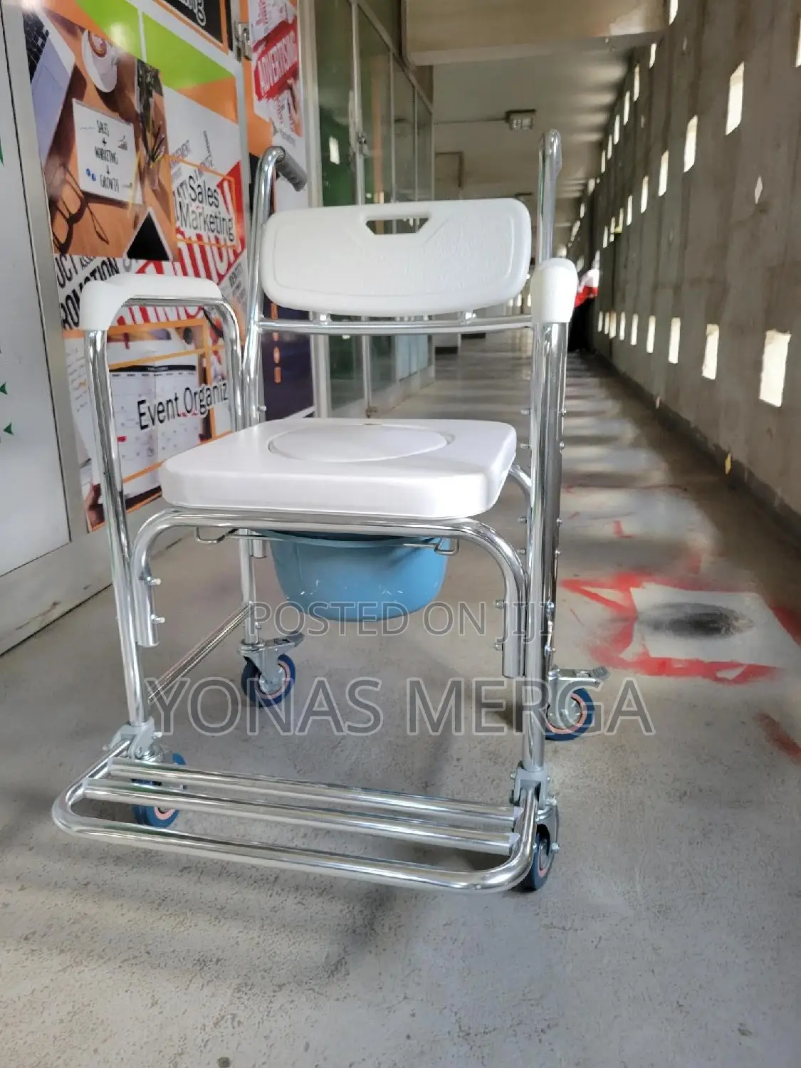 4 Wheel Brakes(360°)/Mobile Toilet፯哭shower Transport Chair