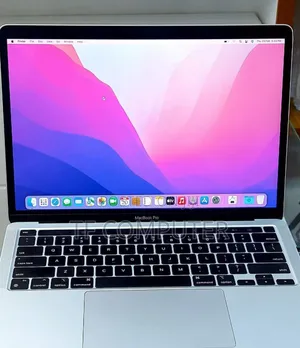 New Laptop Apple MacBook Pro 2020 M1 8GB Apple M1 Pro SSD 512GB