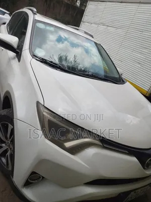 Toyota RAV4 2017 White