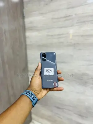 New Samsung Galaxy S20 128 GB