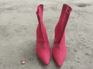 For Sale – Red Hot Ready to Go! Only Worn Once,