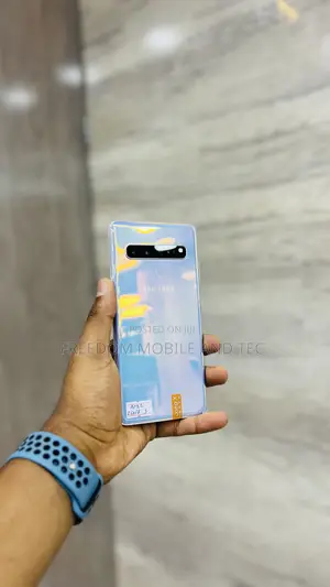 Photo - New Samsung Galaxy S10 5G 256 GB