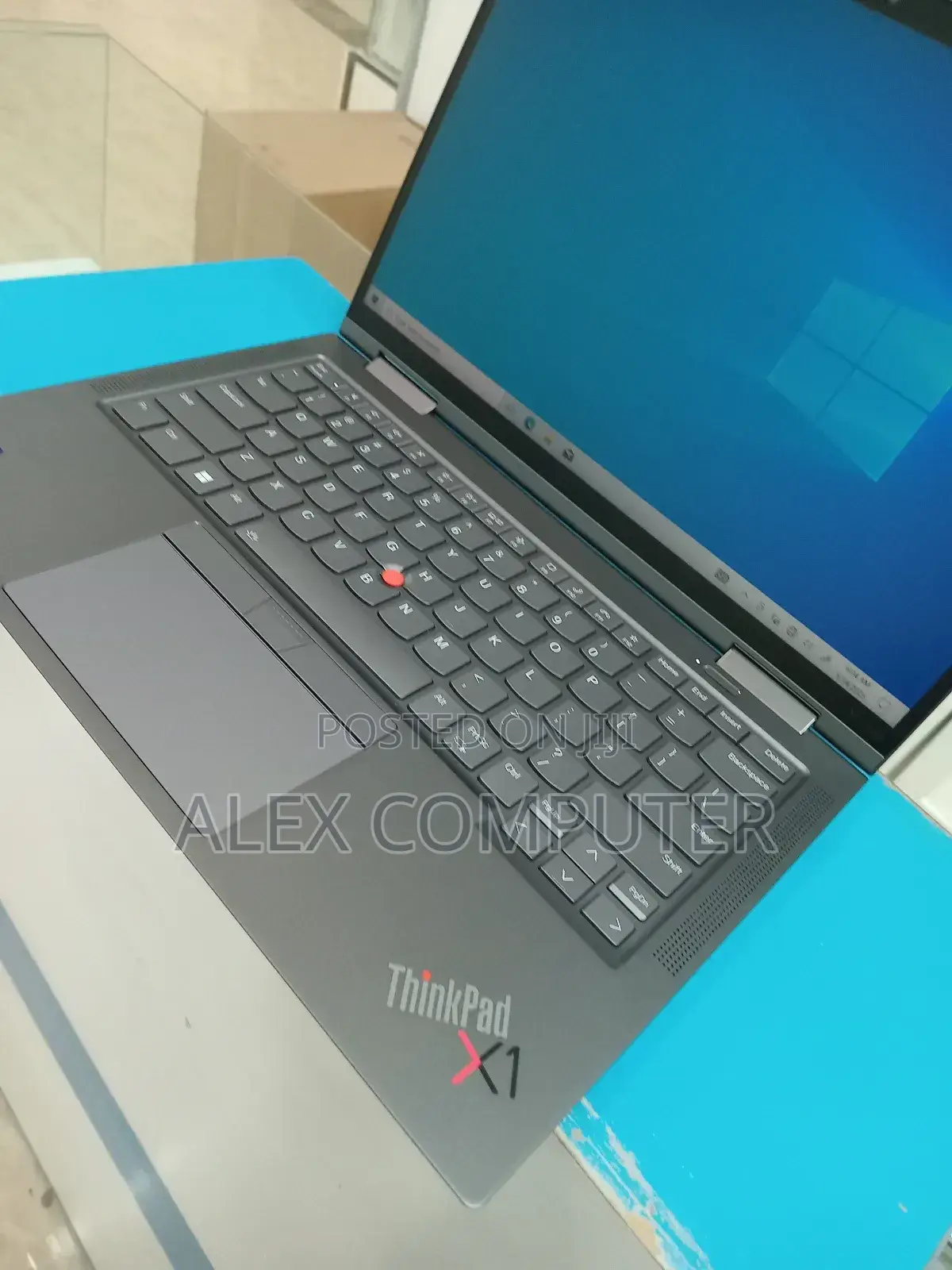 New Laptop Lenovo ThinkPad X1 Yoga Gen 8 32GB Intel Core I7 SSD 1T