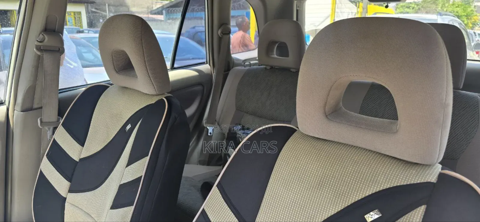 Toyota RAV4 2004 Gold