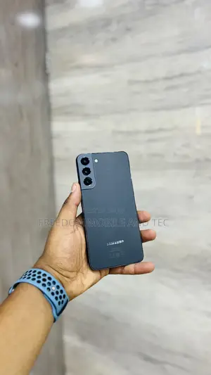 Photo - New Samsung Galaxy S22+ 5G 128 GB Black