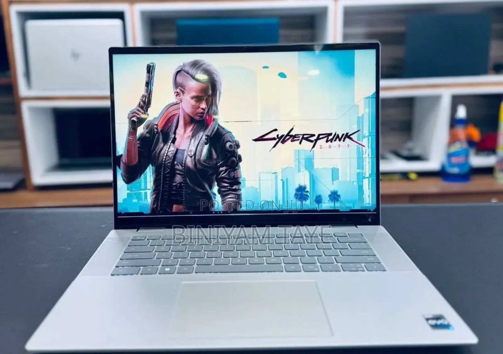 New Laptop Dell Inspiron 16 7630 16GB Intel Core I7 SSD 1T