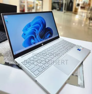 Photo - Laptop HP Pavilion 15 16GB Intel Core I7 SSD 512GB