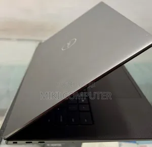 New Laptop Dell Precision 5550 16GB Intel Core I7 SSD 512GB