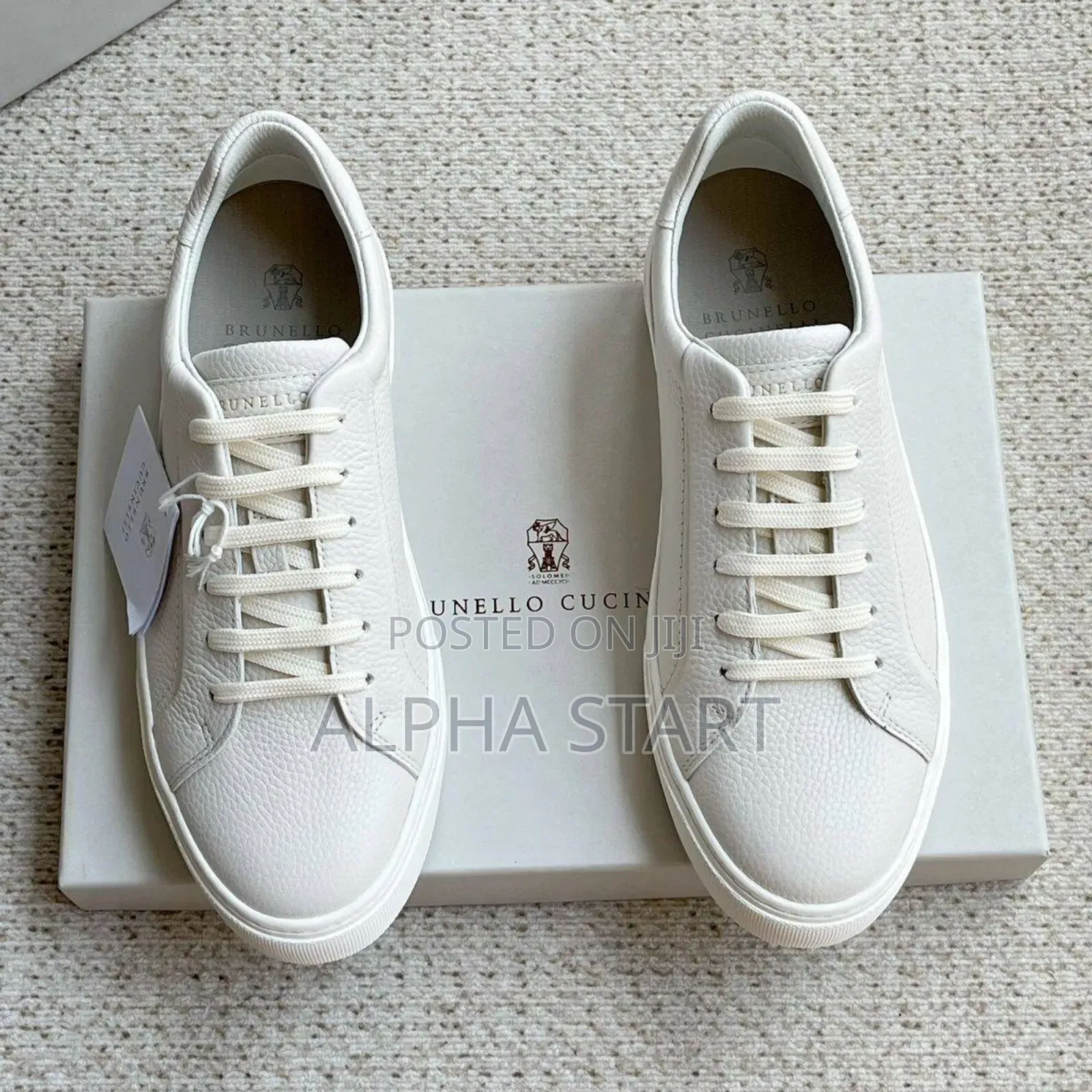  Brunello Cucinelli 
(Quality)
Made in Italy 
 