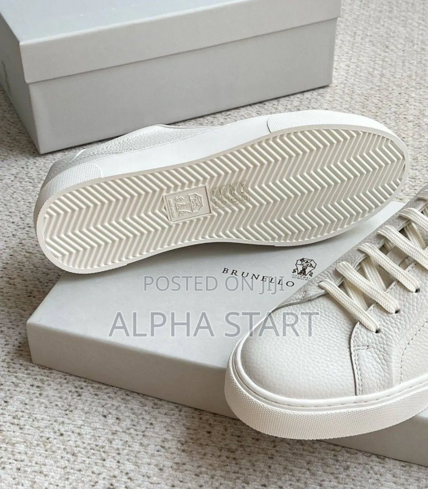  Brunello Cucinelli 
(Quality)
Made in Italy 
 