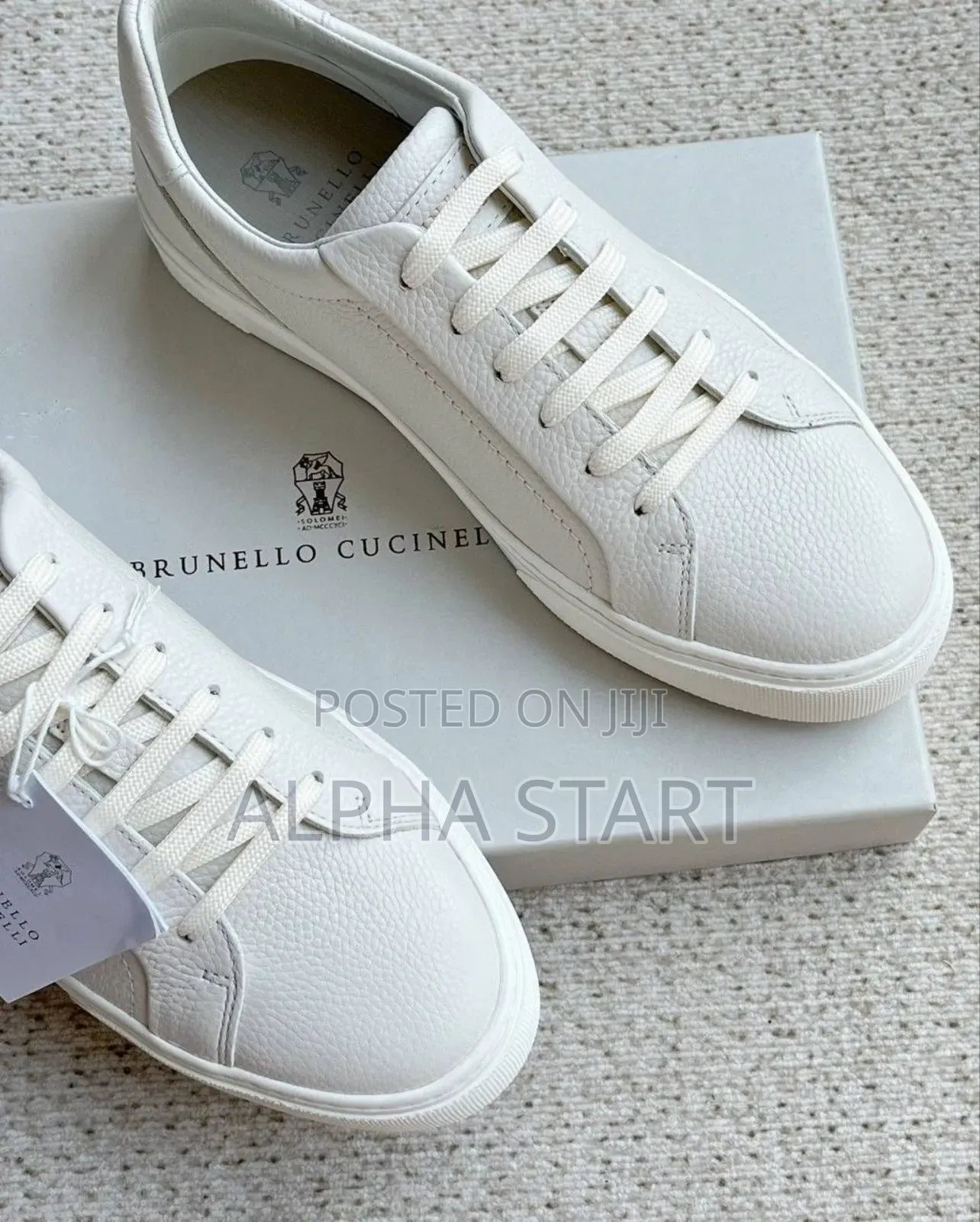  Brunello Cucinelli 
(Quality)
Made in Italy 
 