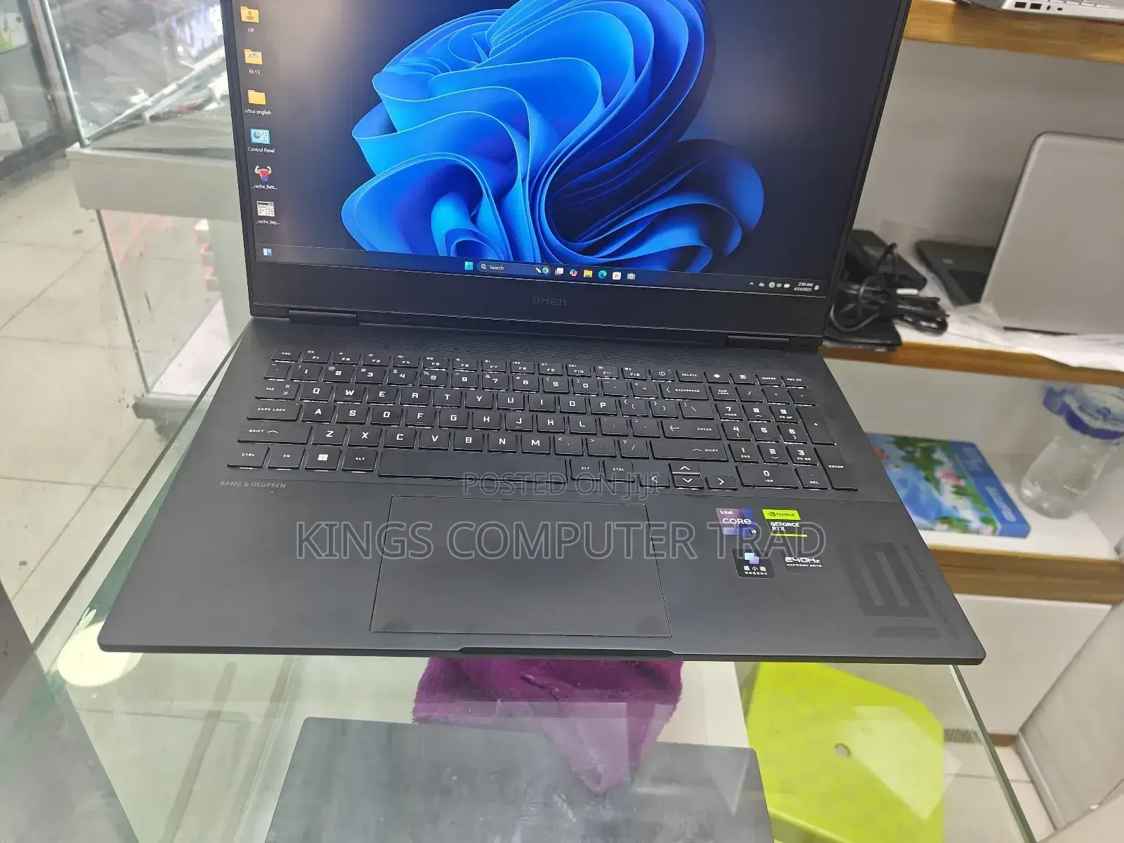 New Laptop HP Omen 16 16GB Intel Core I9 SSD 1T