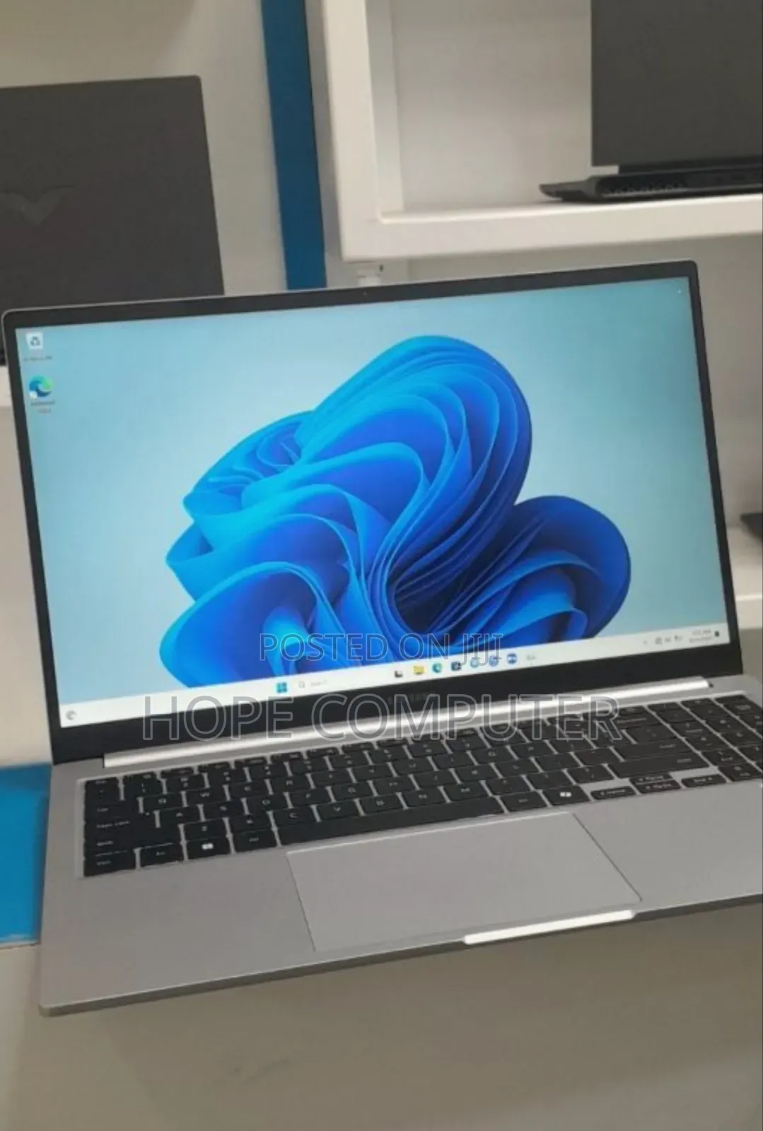 New Samsung Galaxy Book3 360 15 NP750QFG 16GB Intel Core I7 SSD 512GB