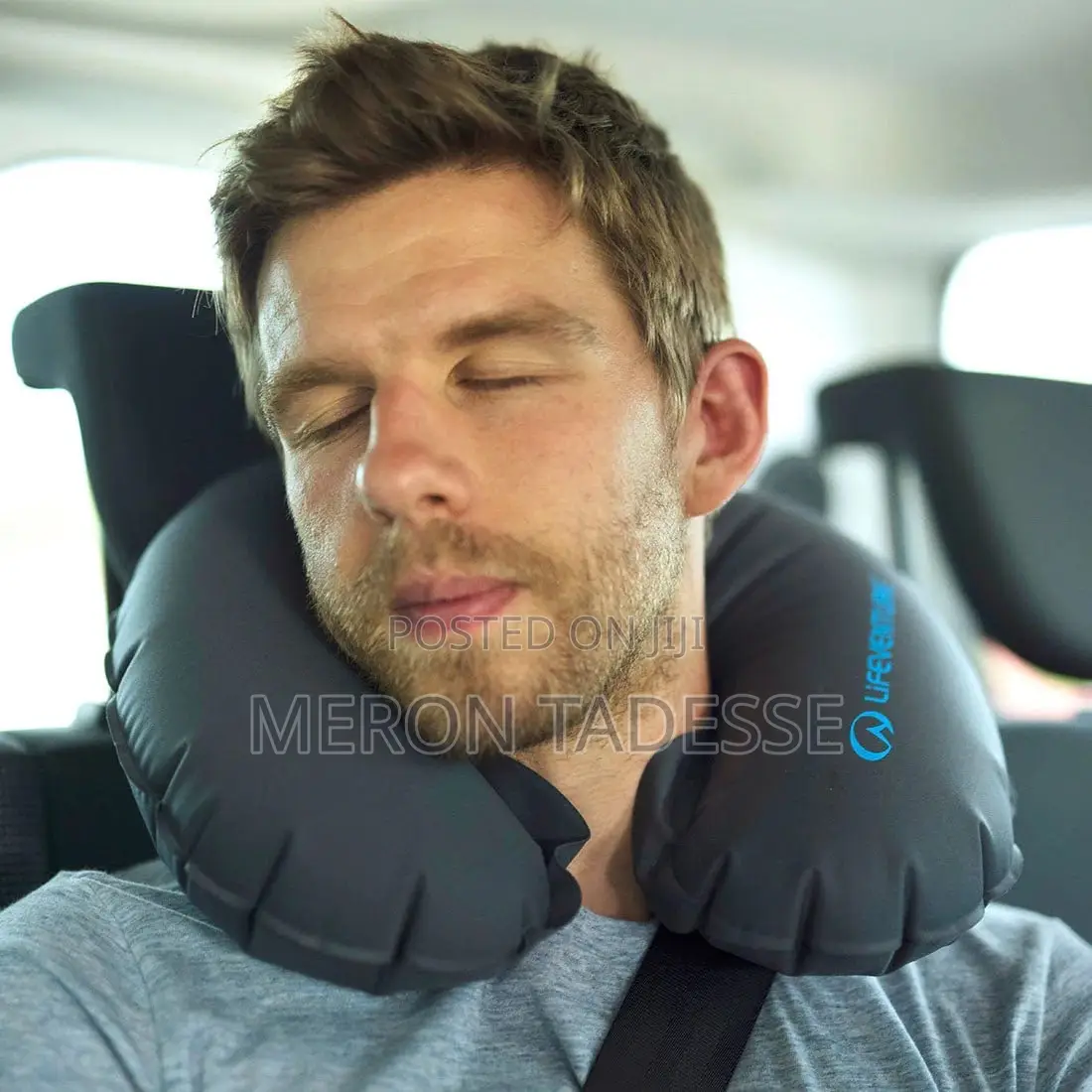 Inflatable Travel Neck Pillow Velvet የሚነፋ የጉዞ የአንገት ትራስ