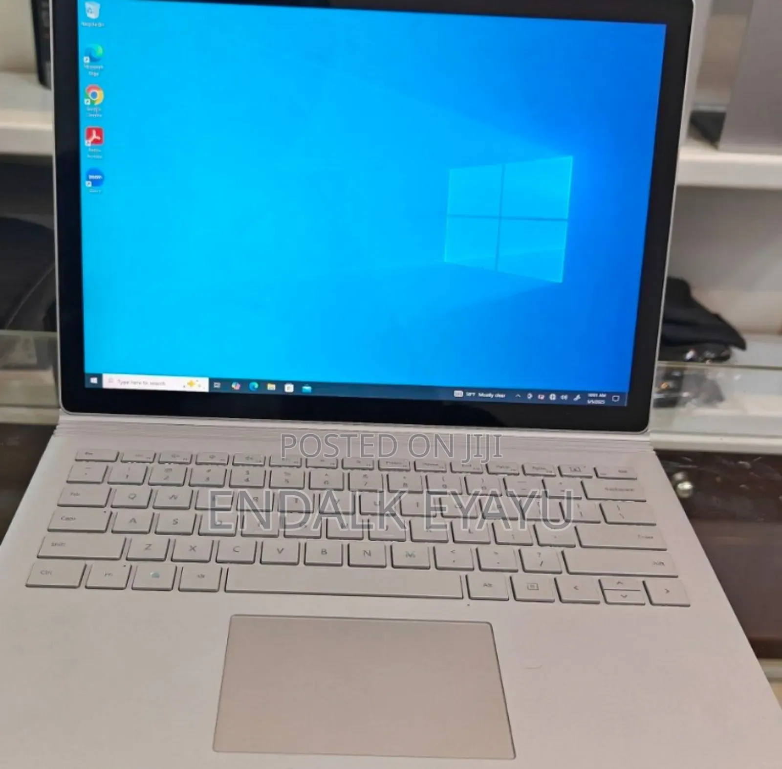 New Laptop Microsoft Surface Book 3 16GB Intel Core I7 SSD 256GB