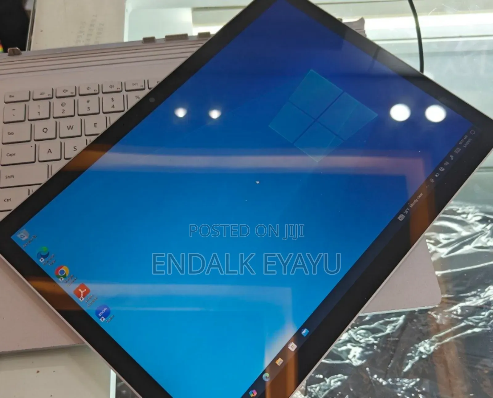 New Laptop Microsoft Surface Book 3 16GB Intel Core I7 SSD 256GB