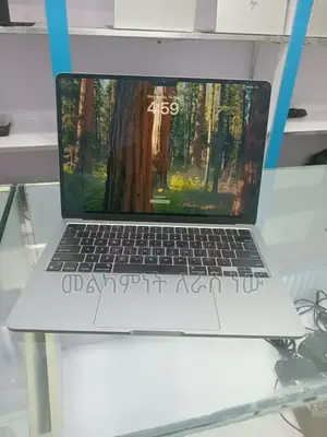 New Laptop Apple MacBook Air 2022 M2 8GB Apple M2 SSD 256GB