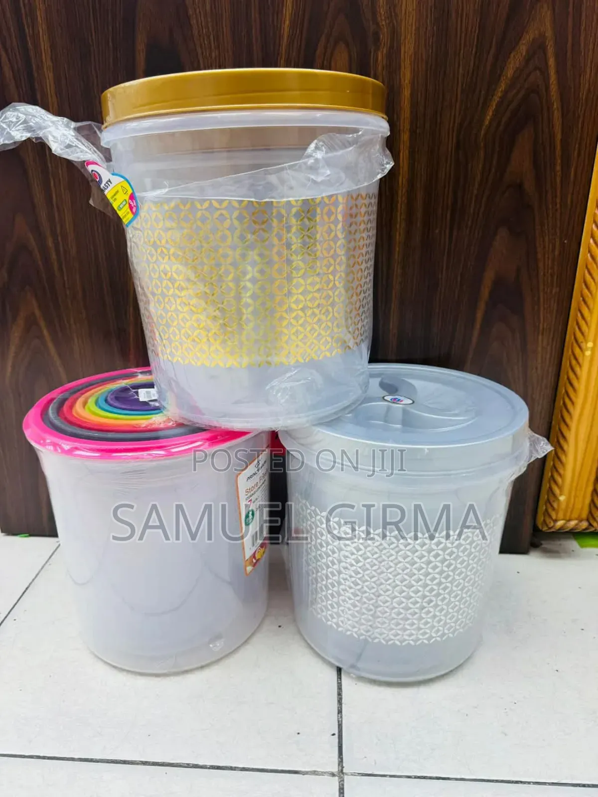 9 Pieces Airtight Plastic Containers