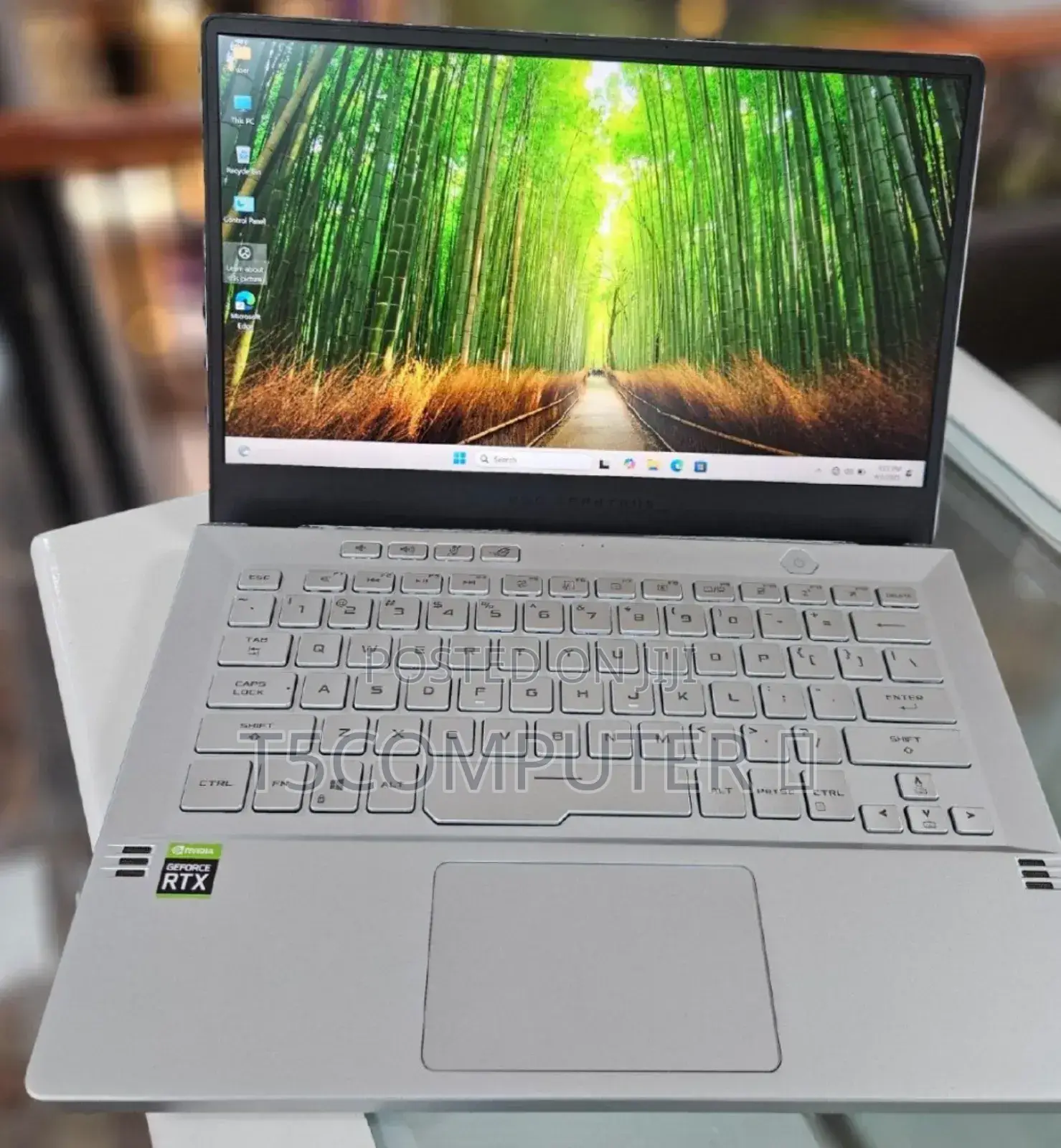 New Laptop Asus ROG Zephyrus G14 16GB AMD Ryzen 9 SSD 512GB